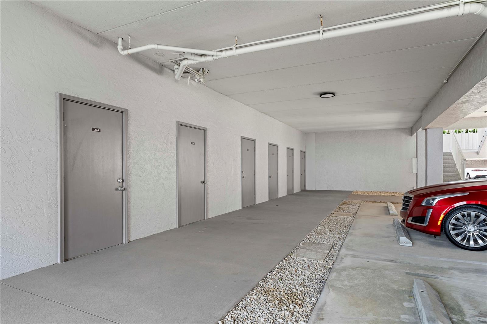 CHAMPAGNE ESTATES PH 01 BLDG 0 - Residential