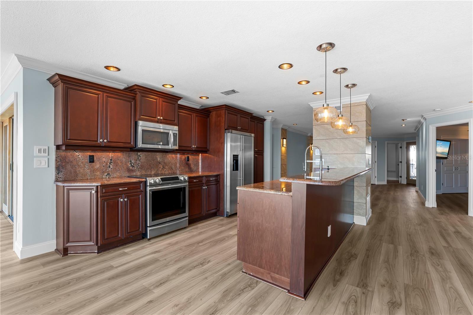 CHAMPAGNE ESTATES PH 01 BLDG 0 - Residential