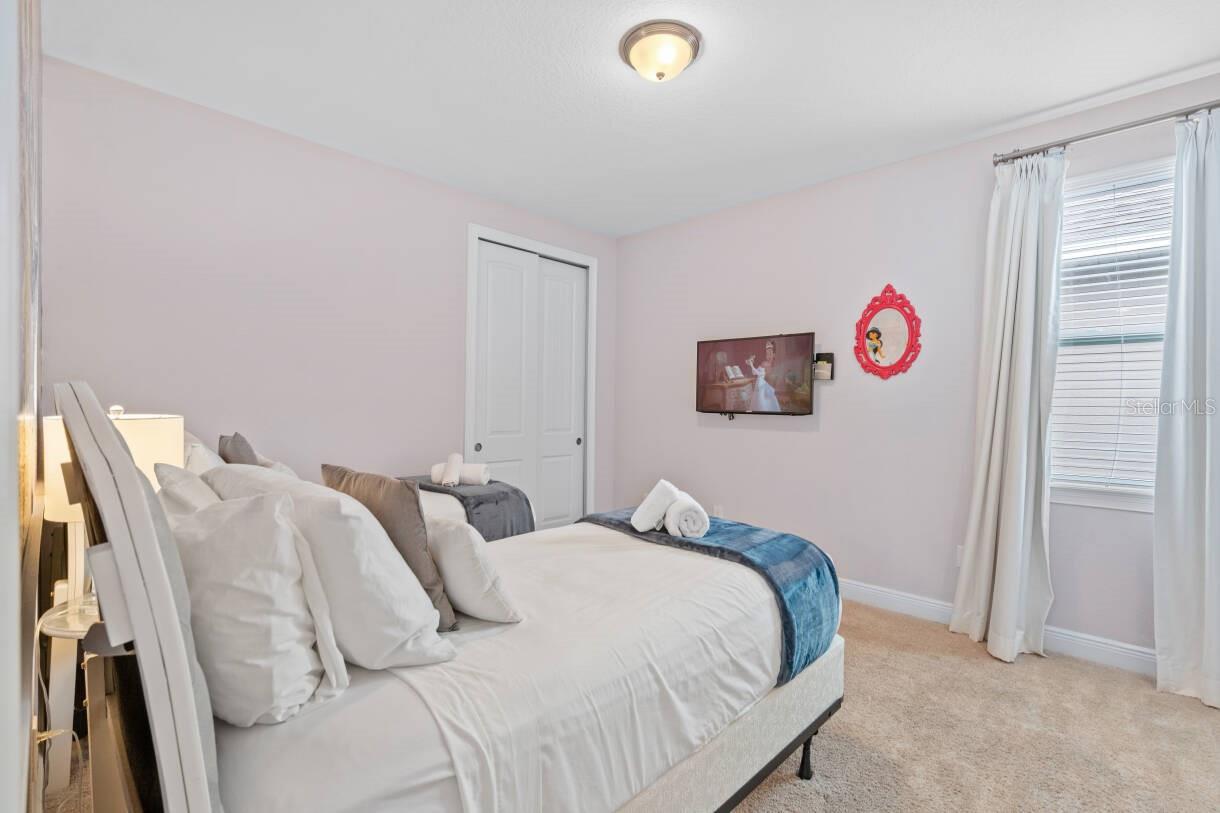 REUNION WEST PH 1 WEST & AMENT CTR RPLT - Residential