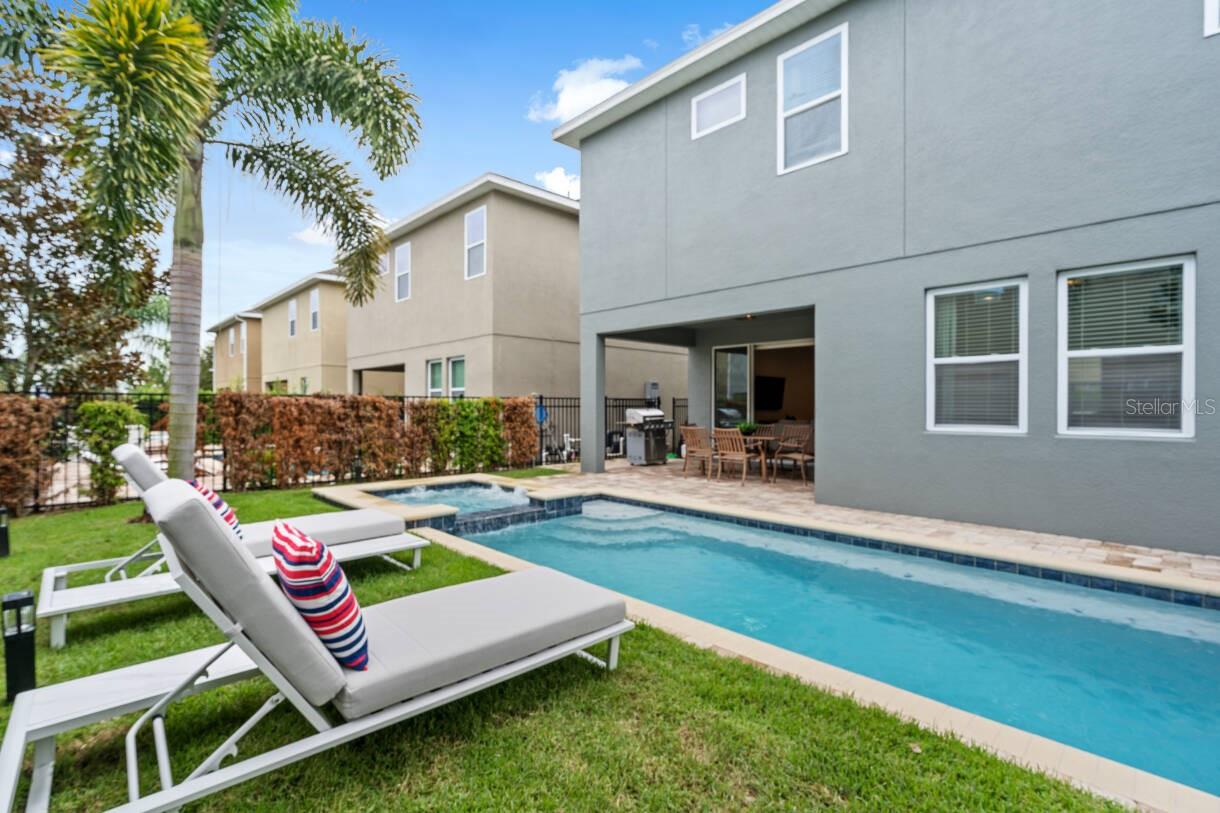 REUNION WEST PH 1 WEST & AMENT CTR RPLT - Residential