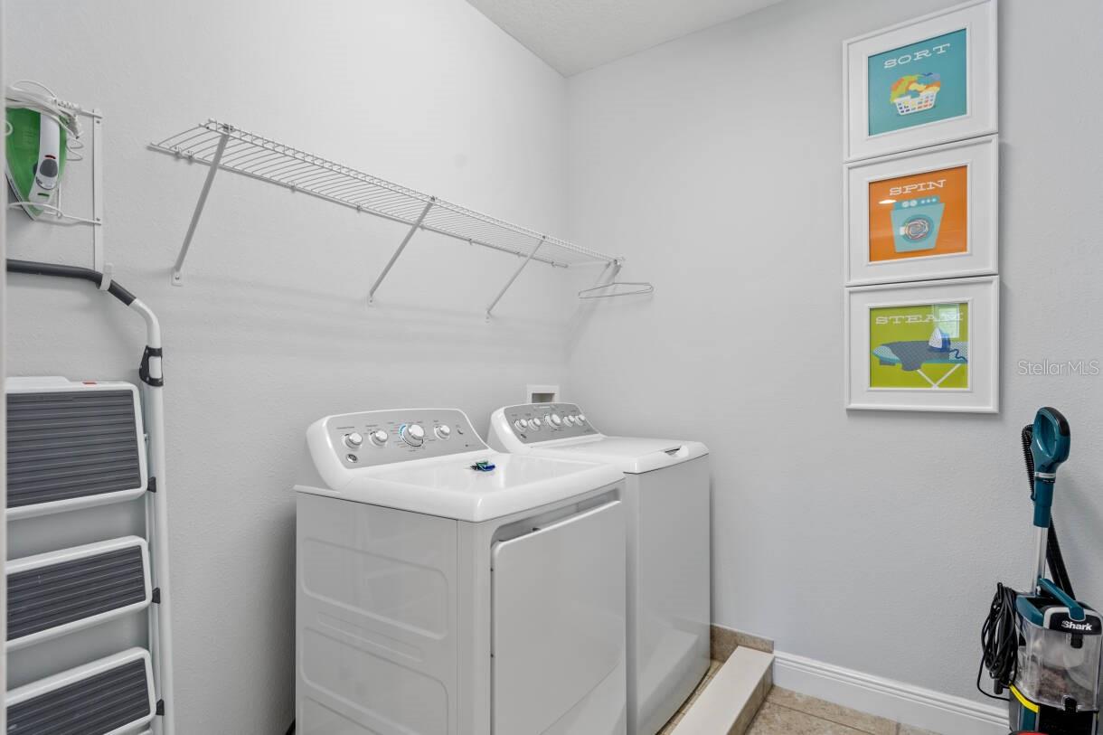 REUNION WEST PH 1 WEST & AMENT CTR RPLT - Residential