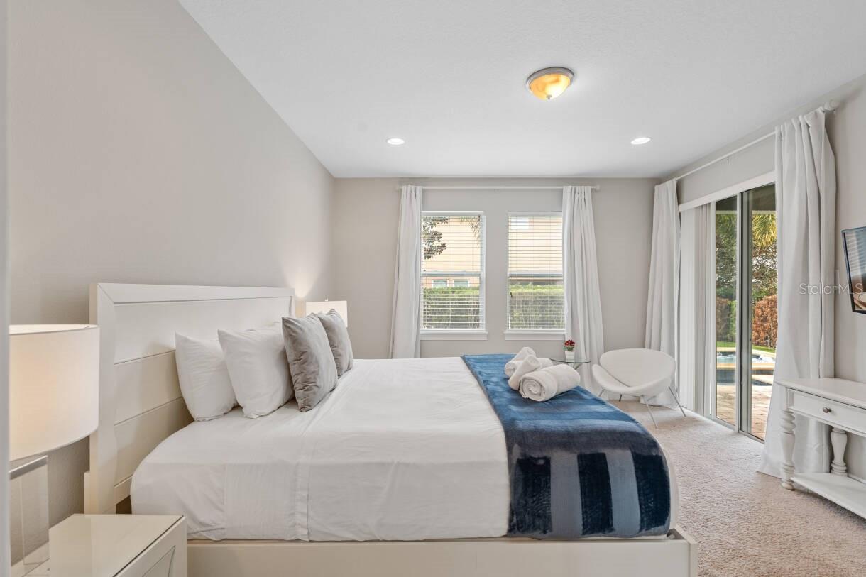 REUNION WEST PH 1 WEST & AMENT CTR RPLT - Residential