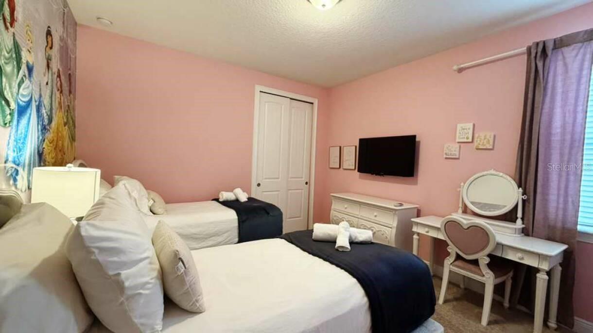 REUNION WEST PH 1 WEST & AMENT CTR RPLT - Residential