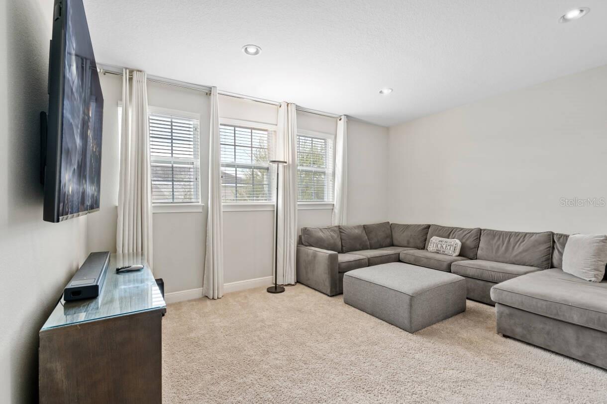 REUNION WEST PH 1 WEST & AMENT CTR RPLT - Residential