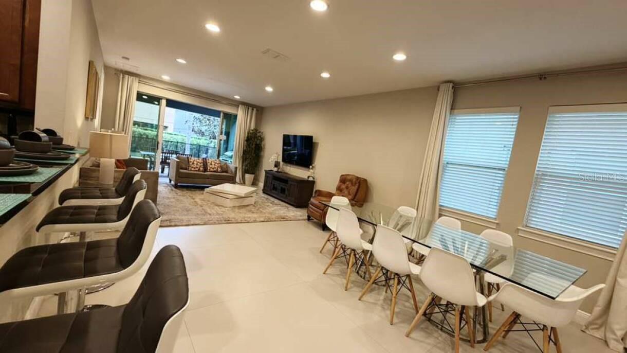 Casas a venda 4 - Jen Dantas 7607 BROOKHURST LANE