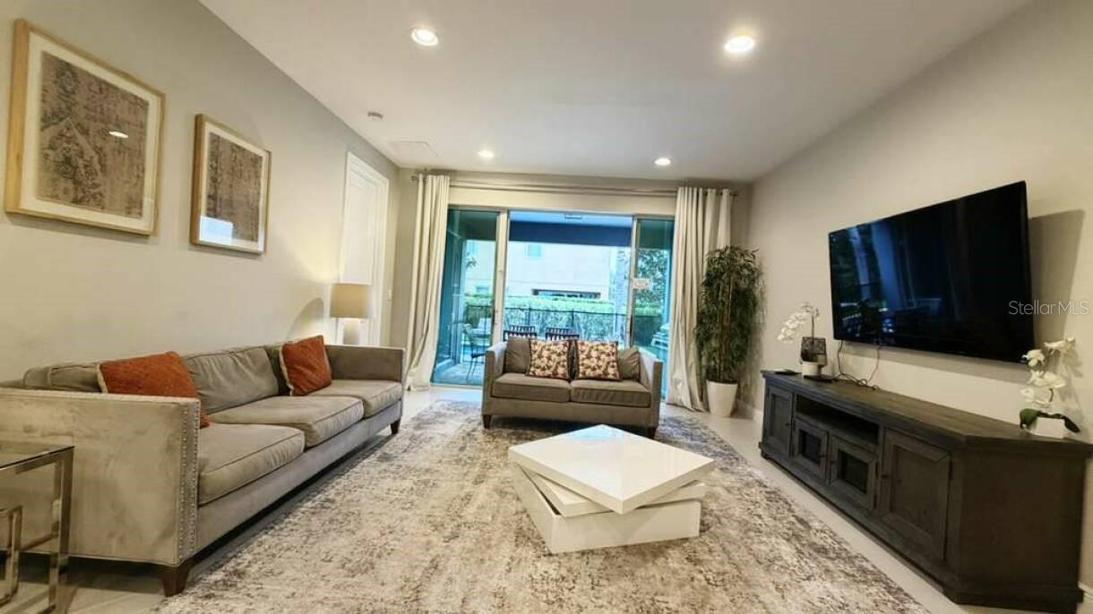 Casas a venda 2 - Jen Dantas 7607 BROOKHURST LANE