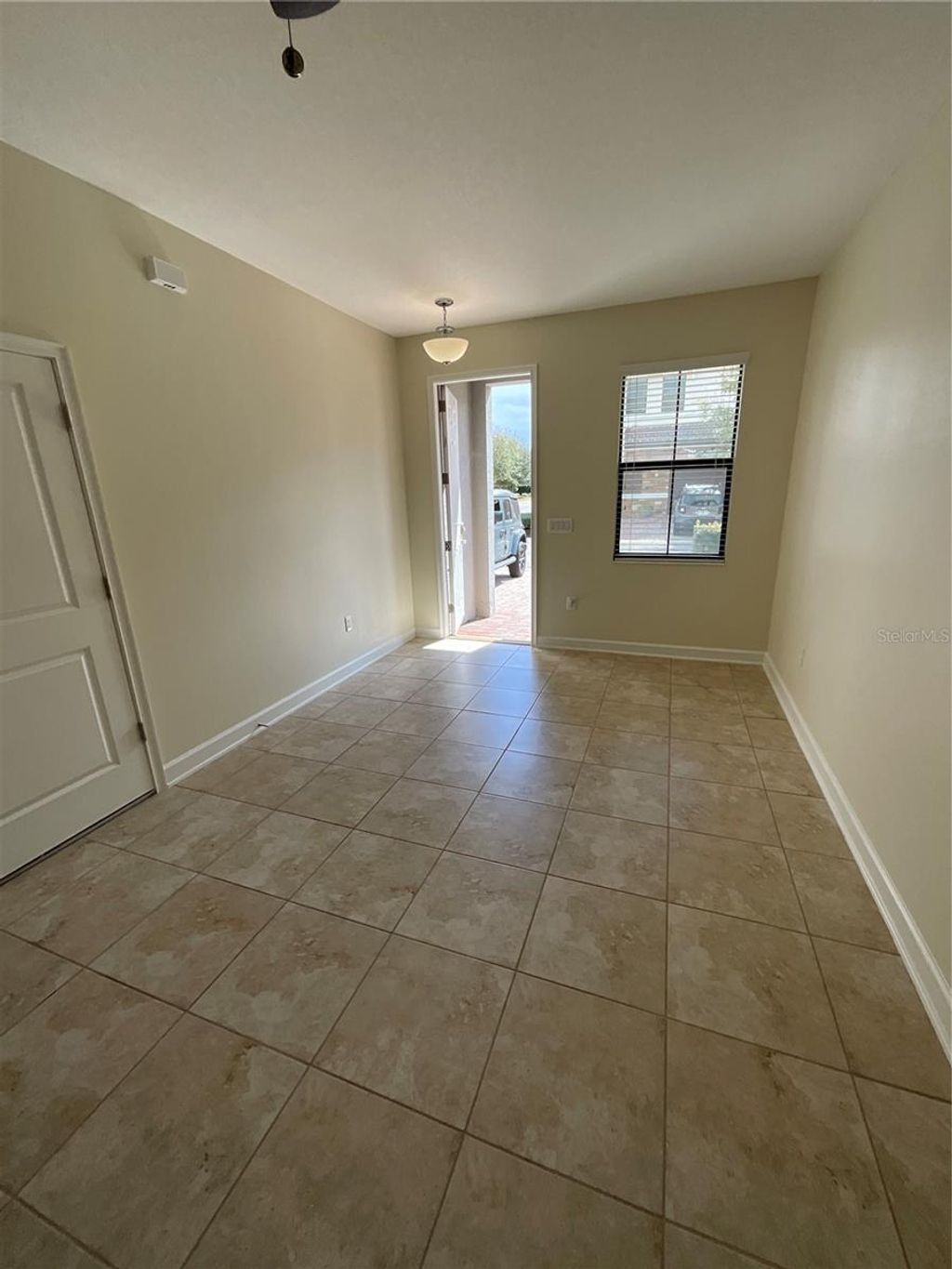 Photo of 8545 Zoeller Hills Drive, Davenport, FL 33896 (MLS # S5143974)