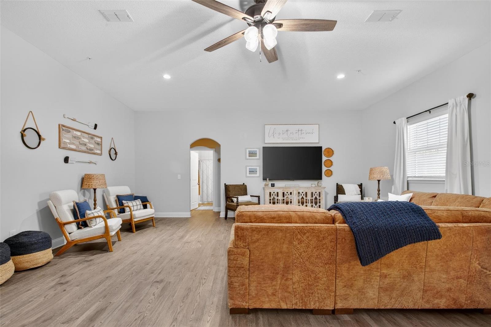 GRAND RAVINE - Residential