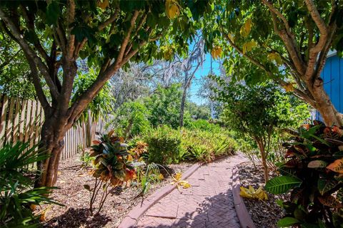 A home in PALM HARBOR