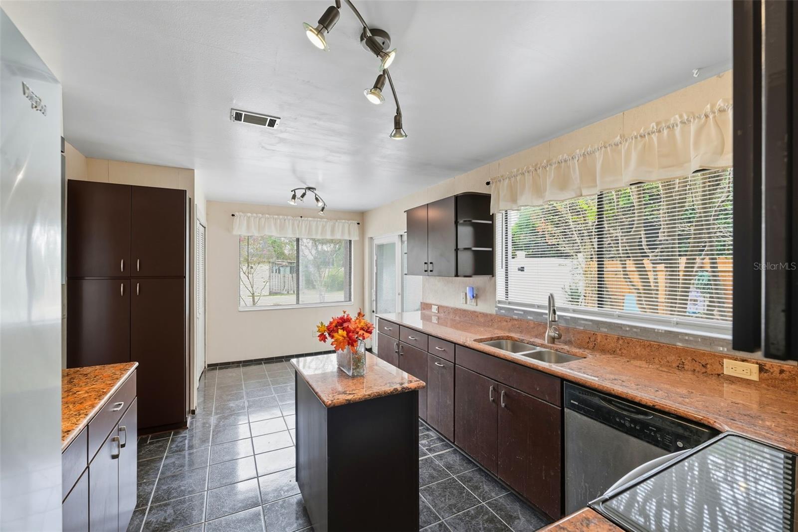 WEKIVA GOLF VILLAS SEC 2 - Residential