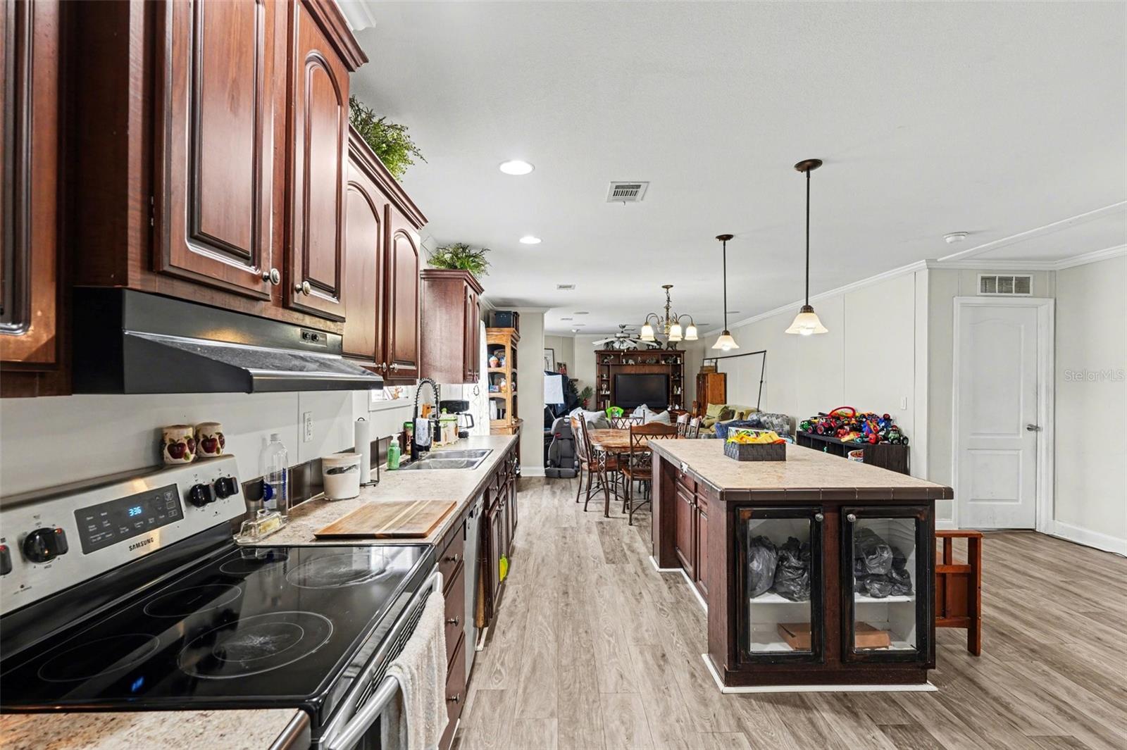 A & K FARMS - Residential