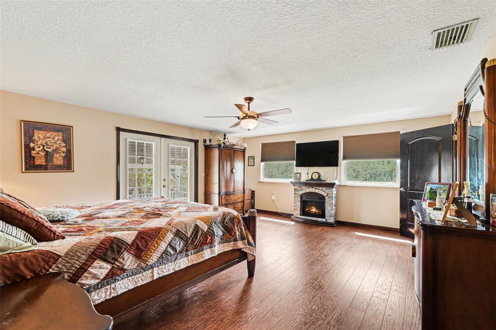 A & K FARMS - Residential