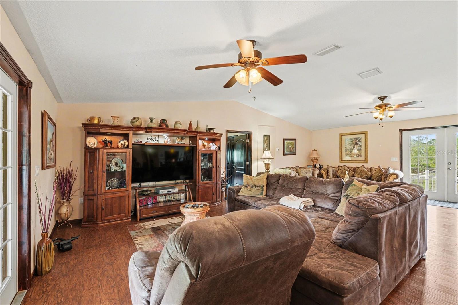 A & K FARMS - Residential