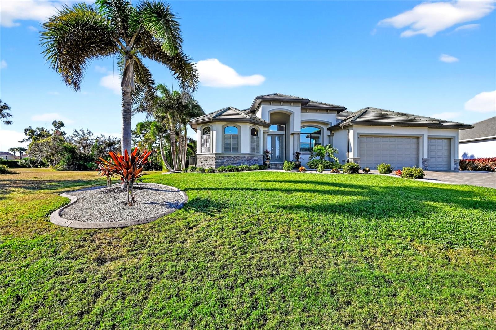 CAPE HAZE WINDWARD - Residential