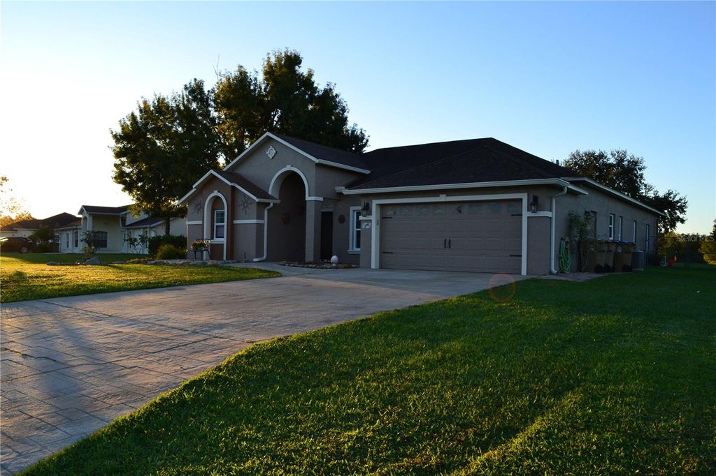 Photo of 3780 Fountainbleu Boulevard, Kissimmee, FL 34746 (MLS # O6357203)