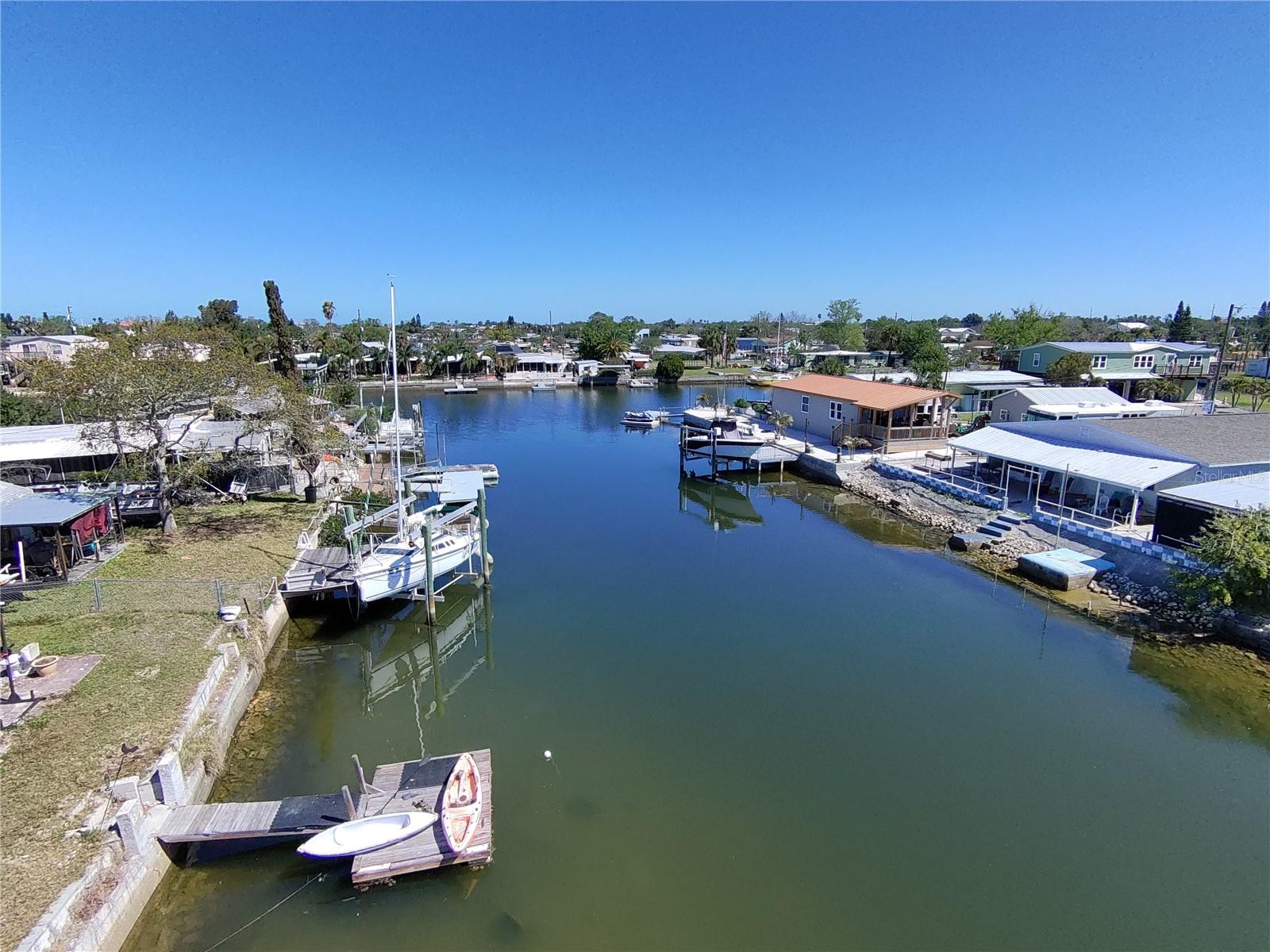 SIGNAL COVE - Residential