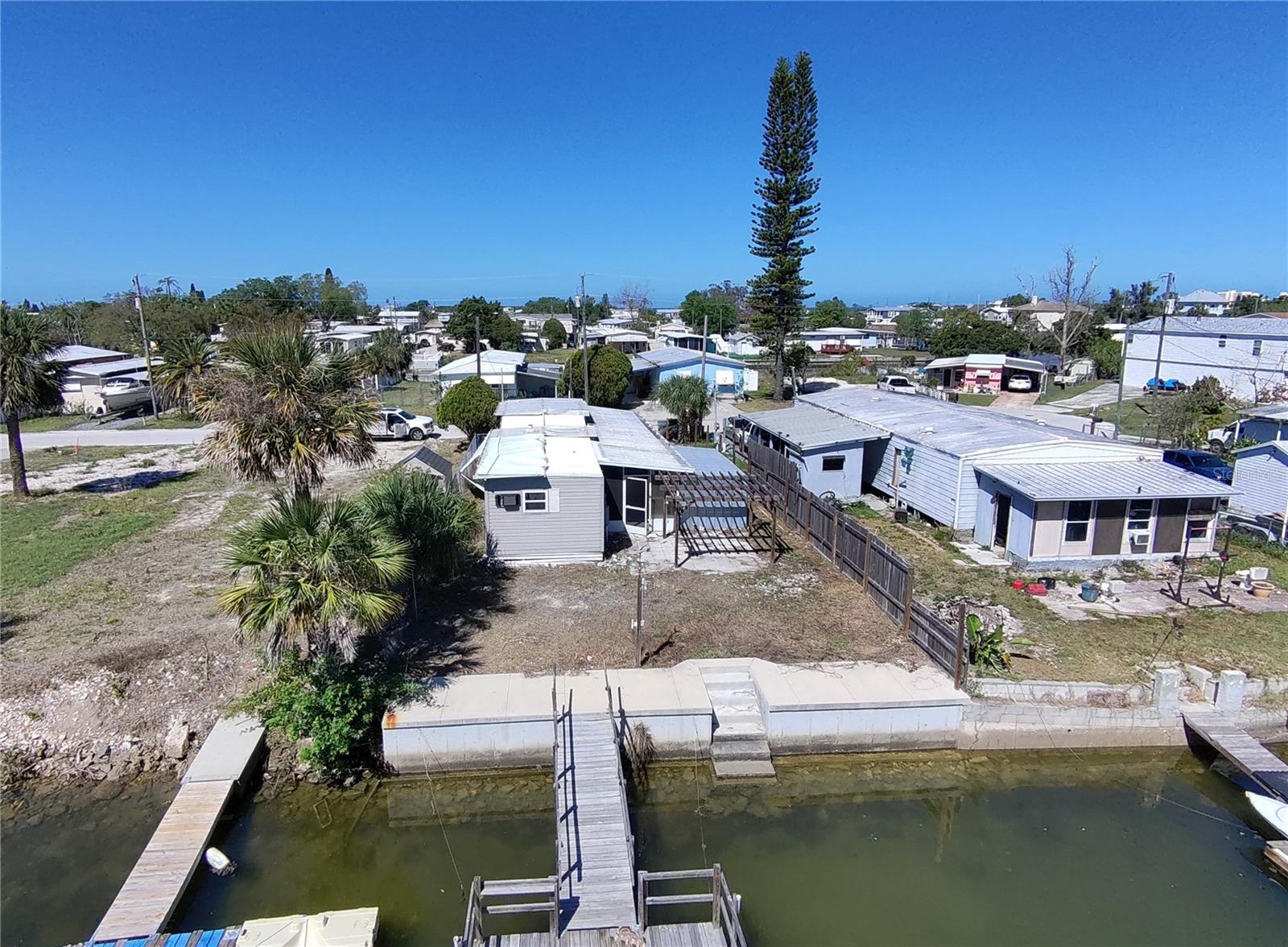 SIGNAL COVE - Residential