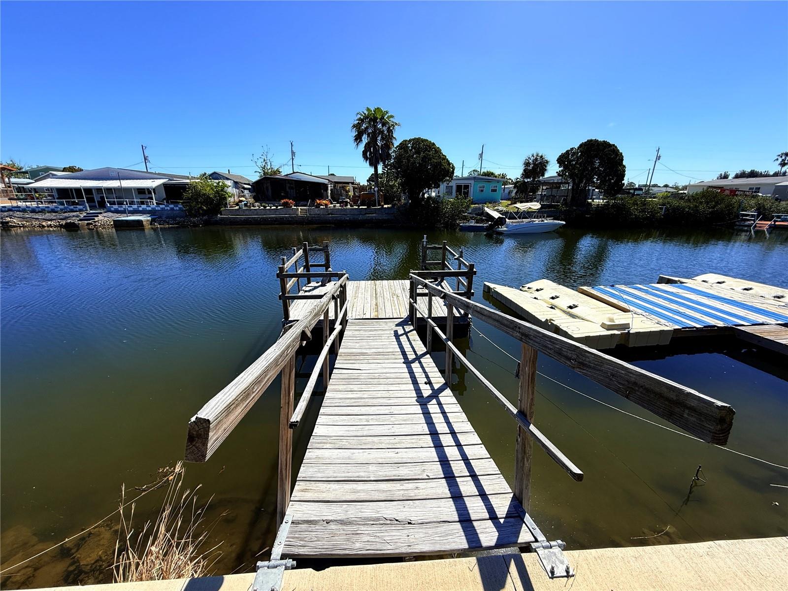 SIGNAL COVE - Residential