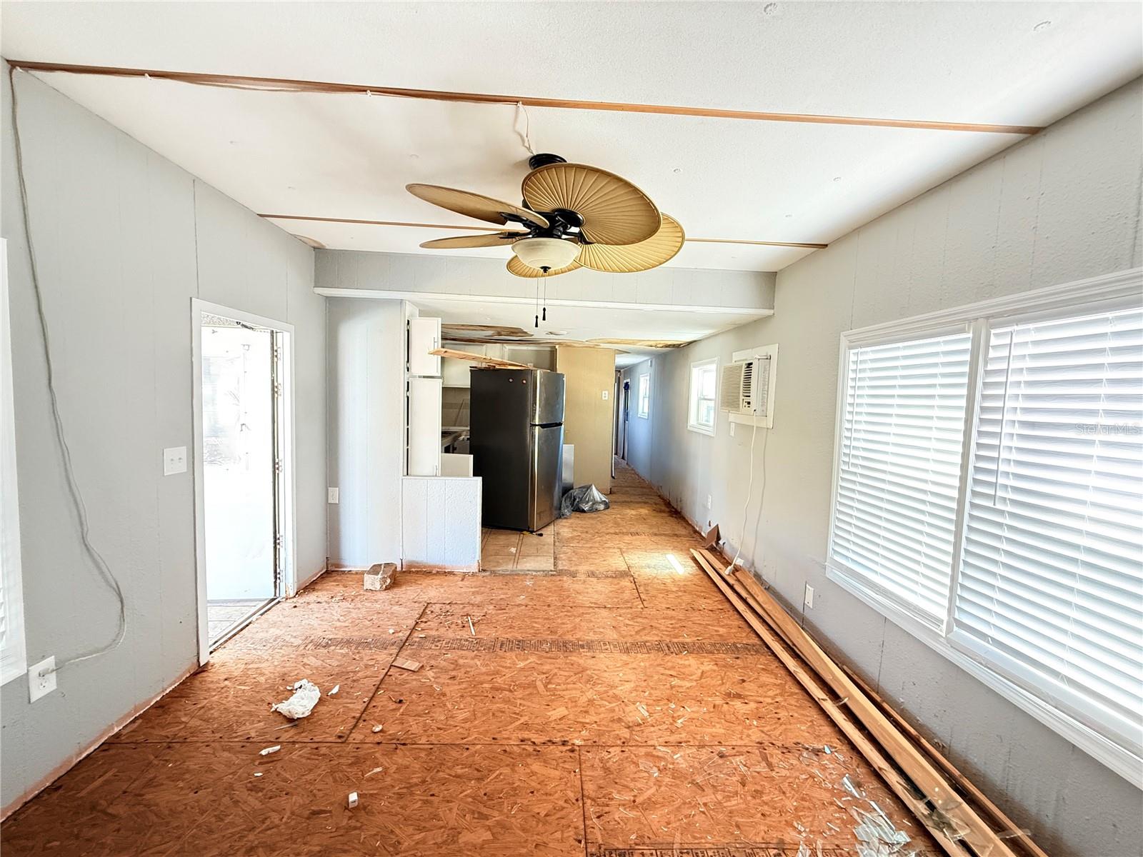 SIGNAL COVE - Residential