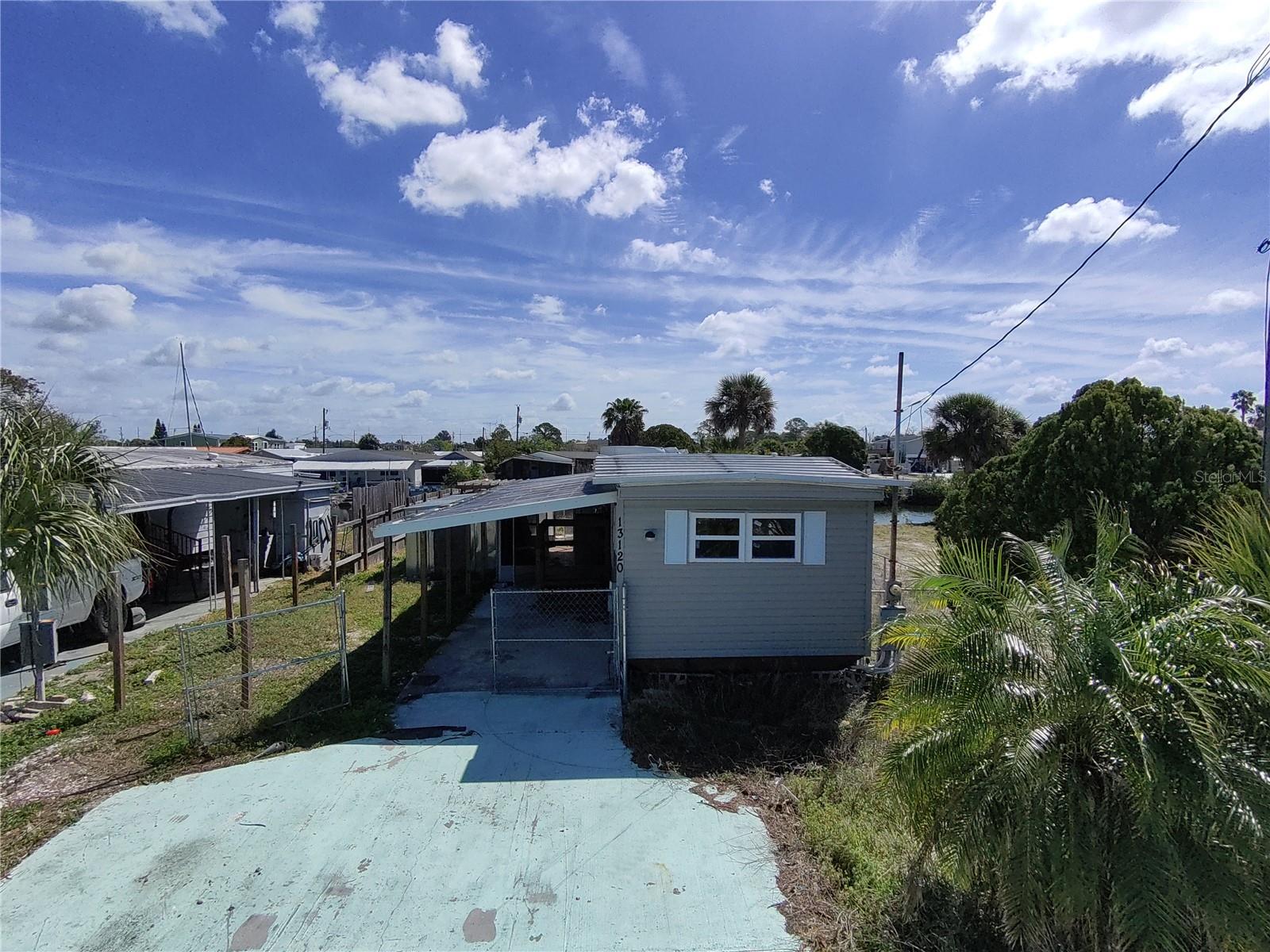 SIGNAL COVE - Residential