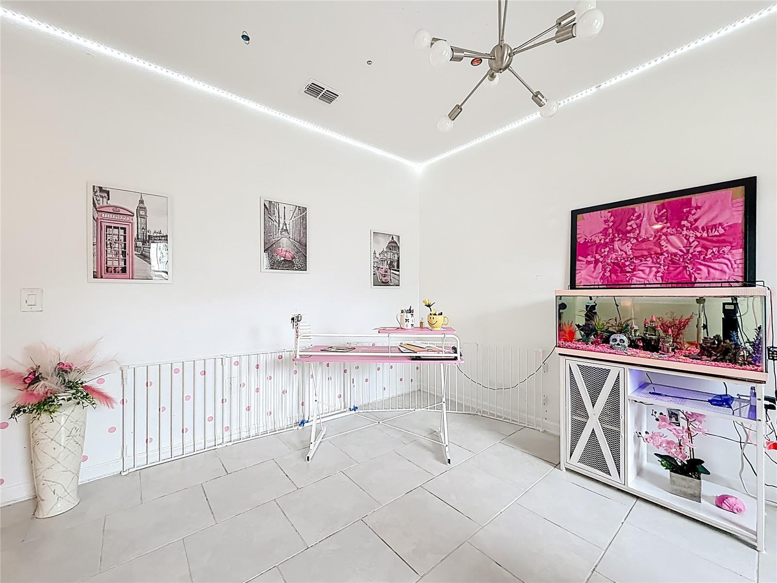 RHETTS RDG - Residential