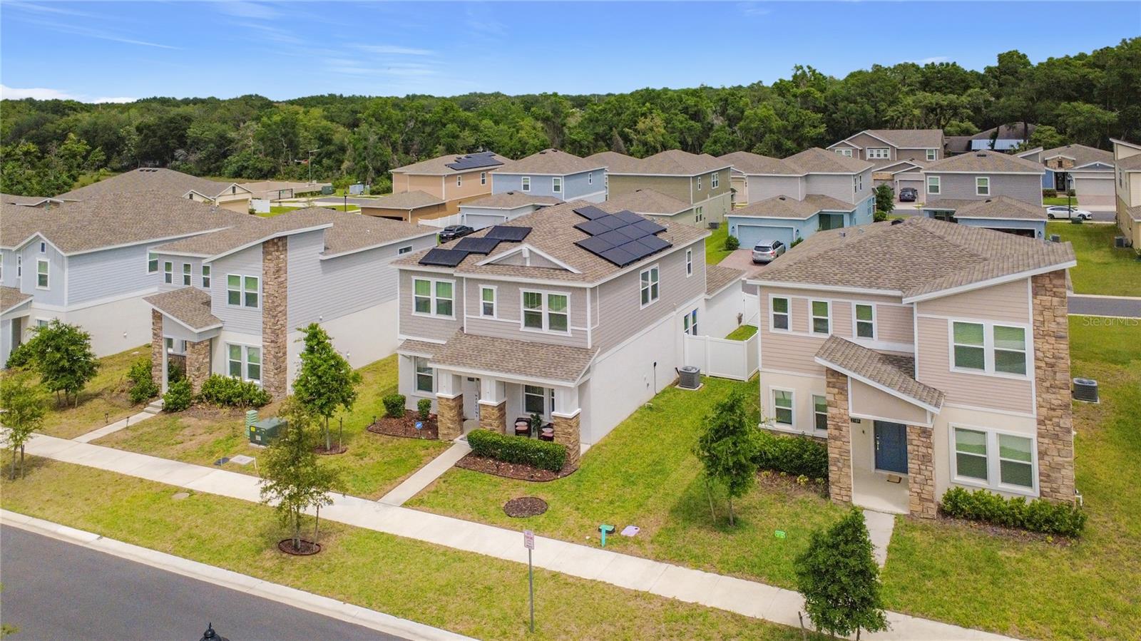 RHETTS RDG - Residential