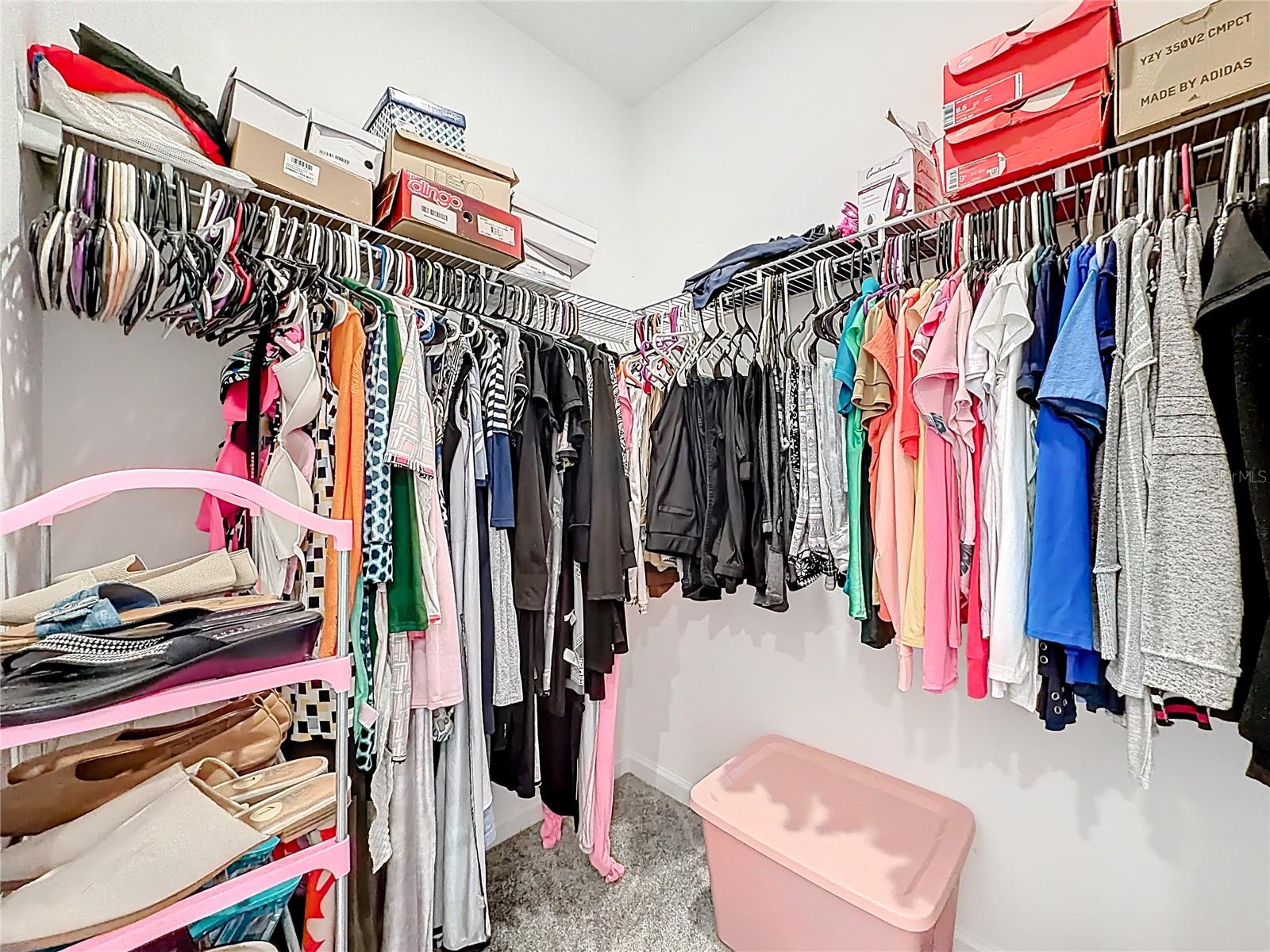 RHETTS RDG - Residential