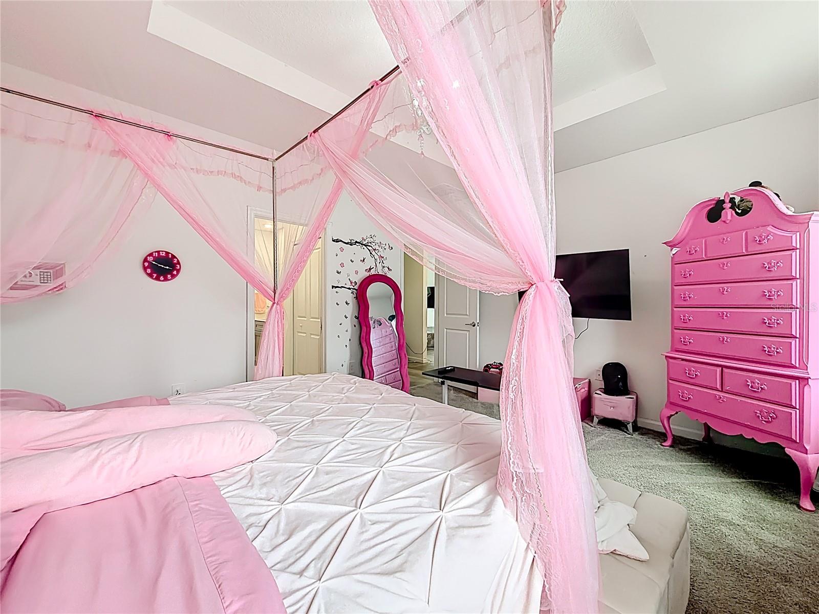 RHETTS RDG - Residential