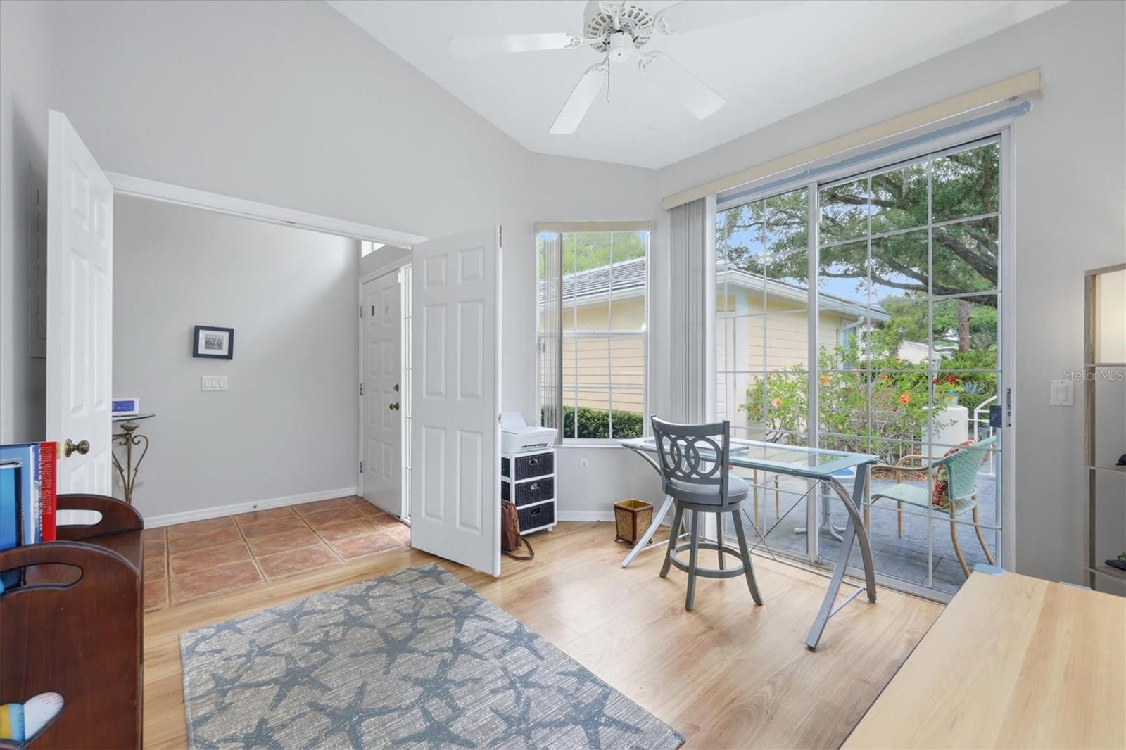 UNIVERSITY PARK COUNTRY CLUB - Residential