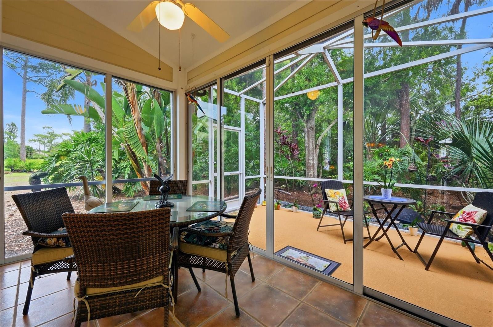 UNIVERSITY PARK COUNTRY CLUB - Residential