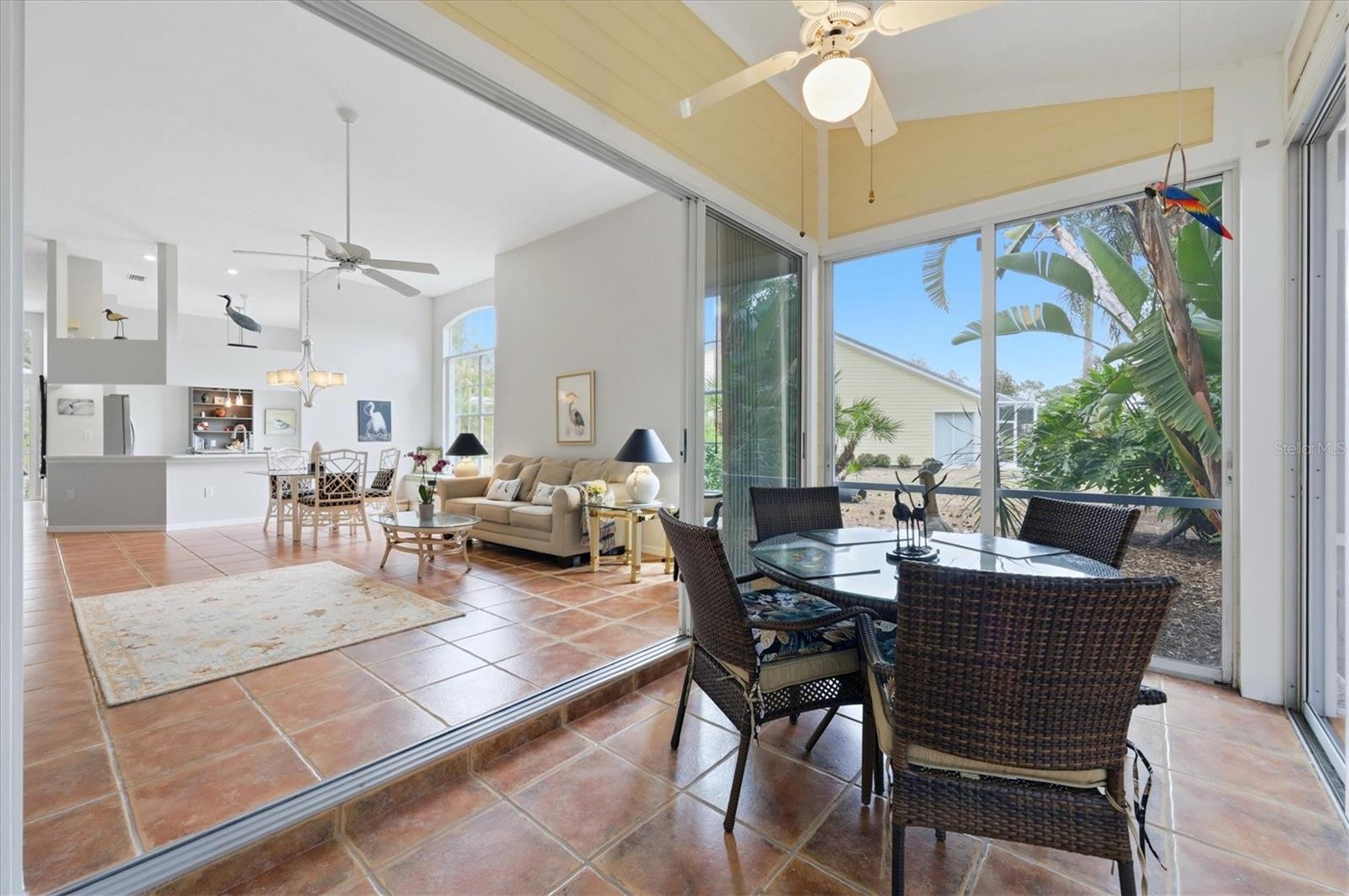 UNIVERSITY PARK COUNTRY CLUB - Residential