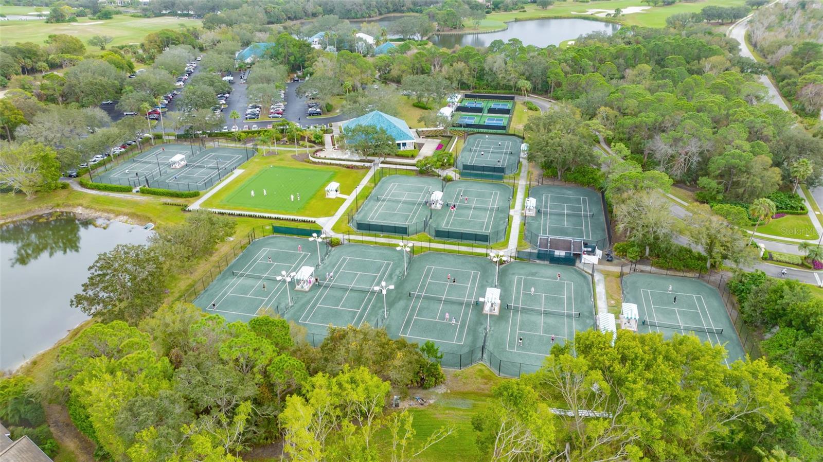 UNIVERSITY PARK COUNTRY CLUB - Residential