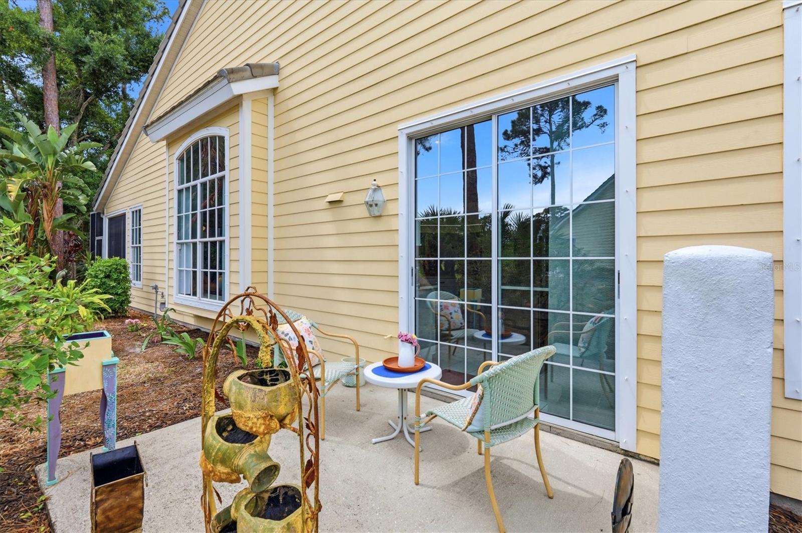 UNIVERSITY PARK COUNTRY CLUB - Residential