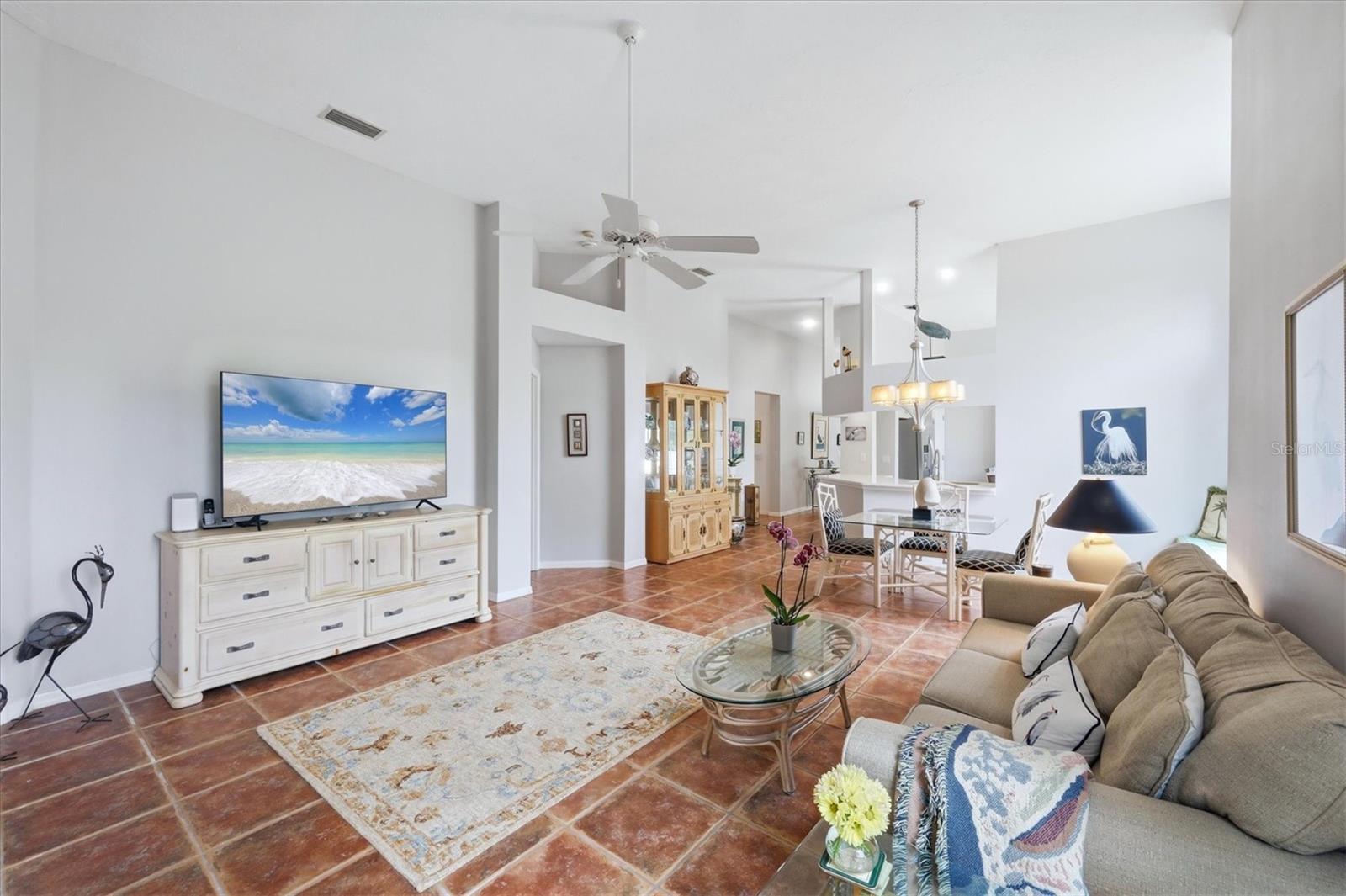 UNIVERSITY PARK COUNTRY CLUB - Residential