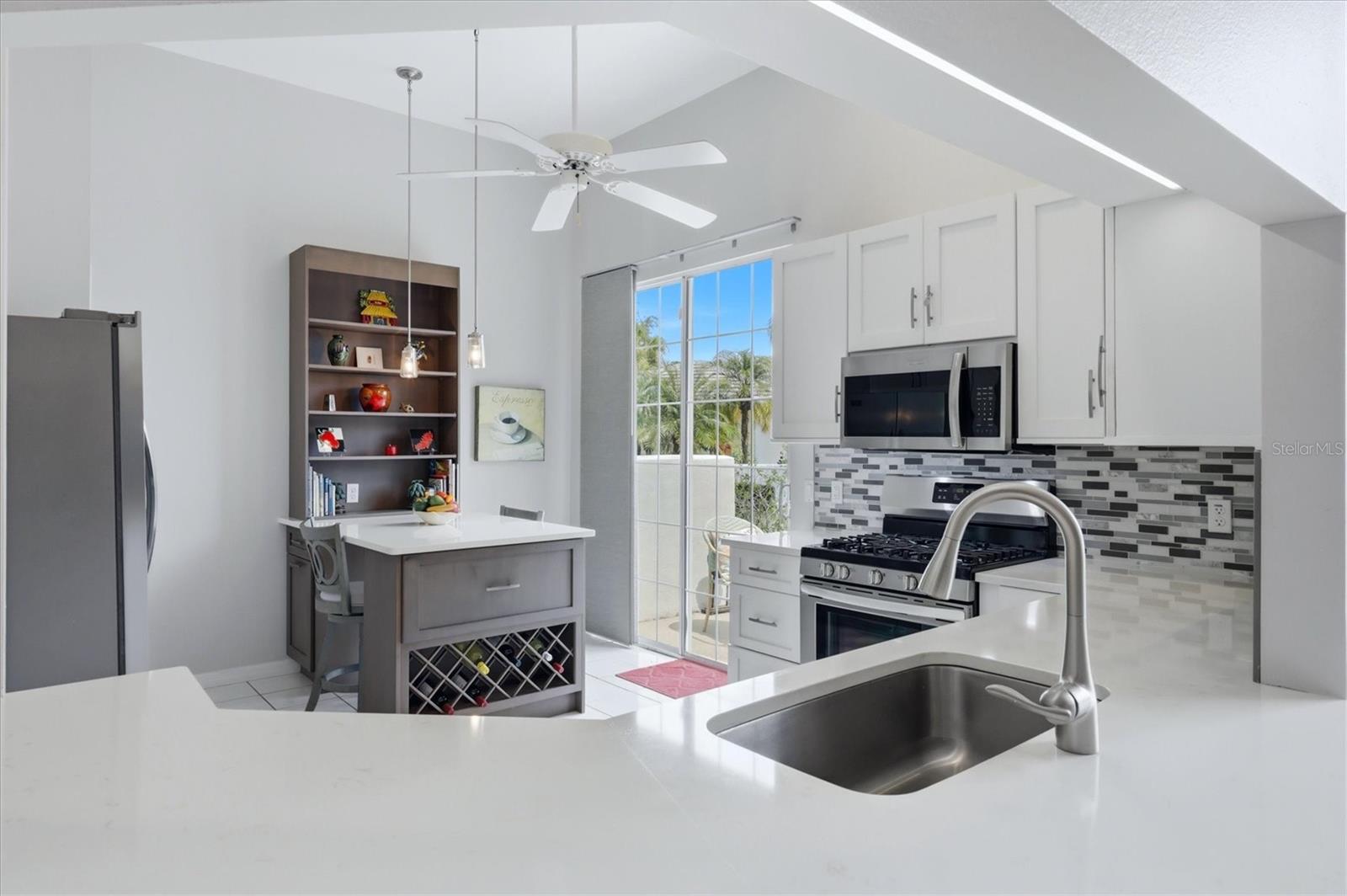 UNIVERSITY PARK COUNTRY CLUB - Residential