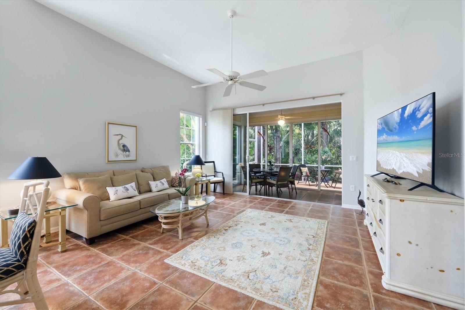 UNIVERSITY PARK COUNTRY CLUB - Residential