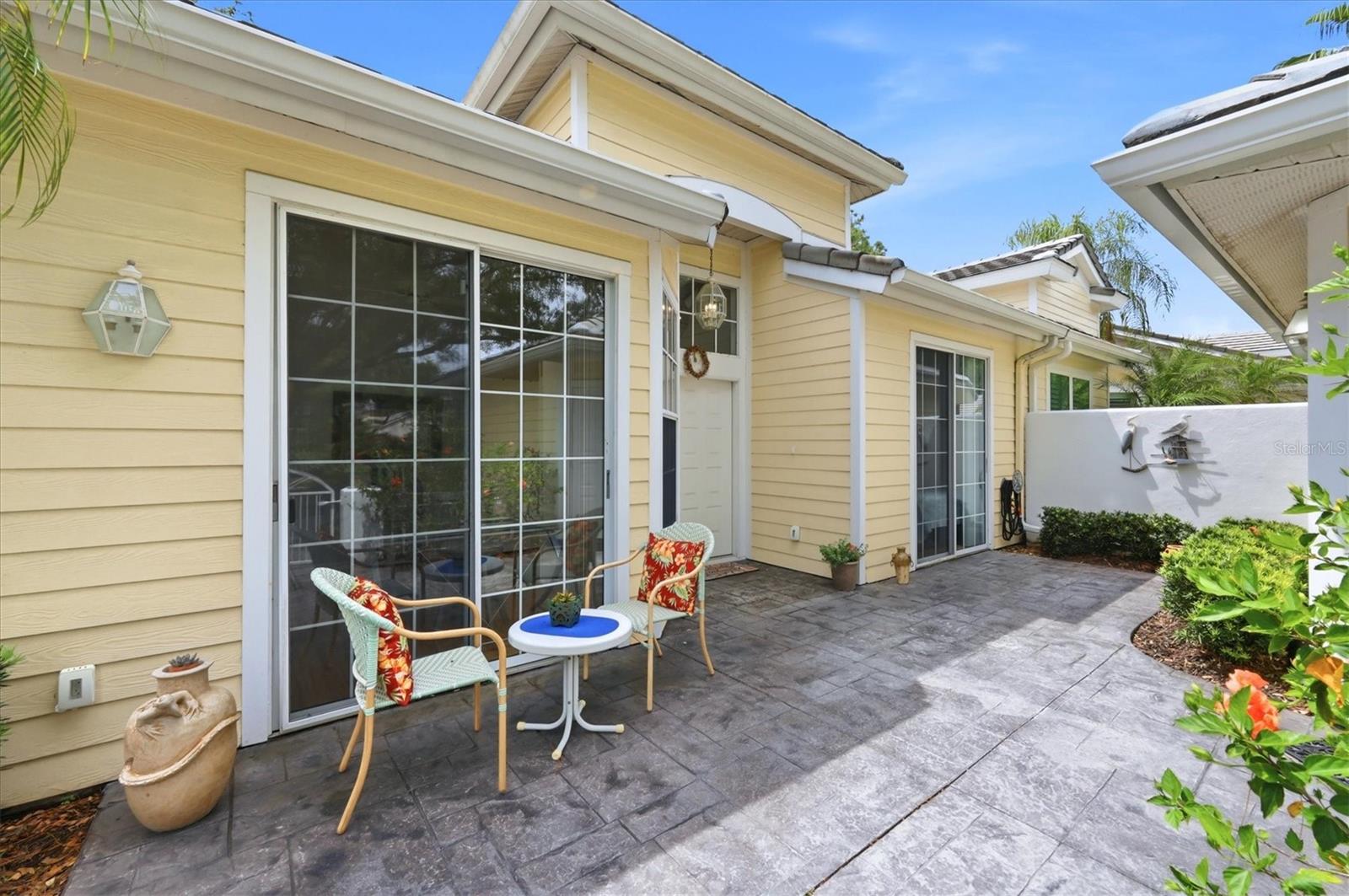 UNIVERSITY PARK COUNTRY CLUB - Residential