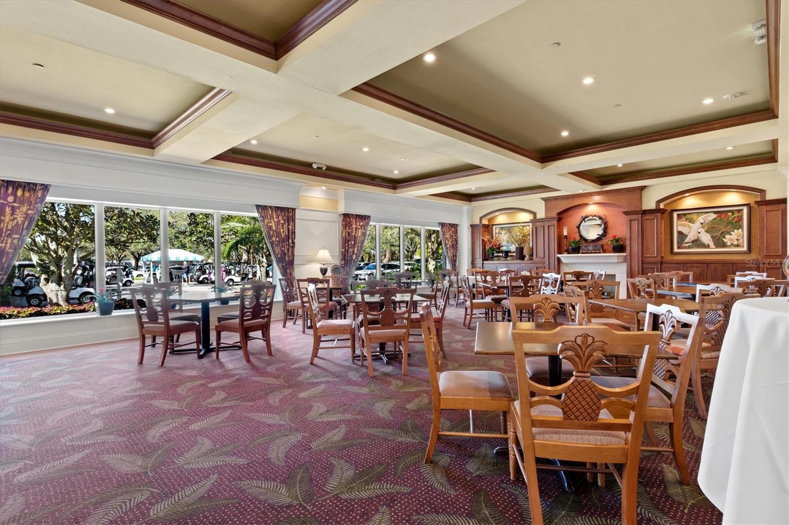 UNIVERSITY PARK COUNTRY CLUB - Residential