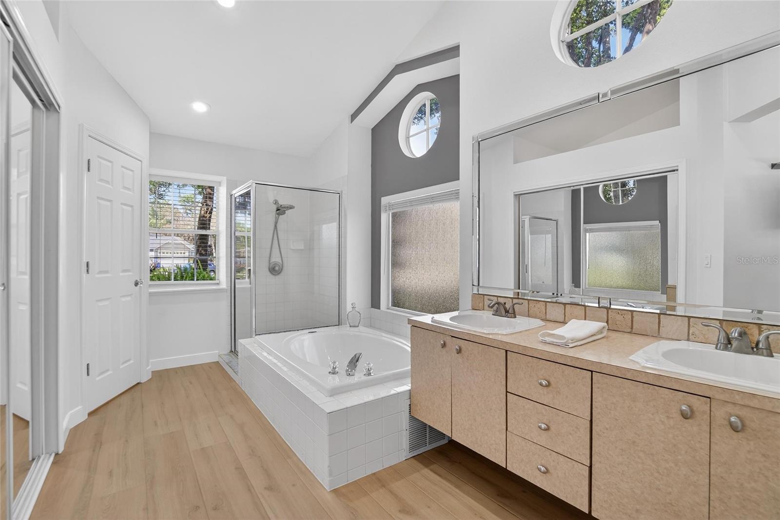 WALDEN LAKE UNIT 33 1 PH A - Residential