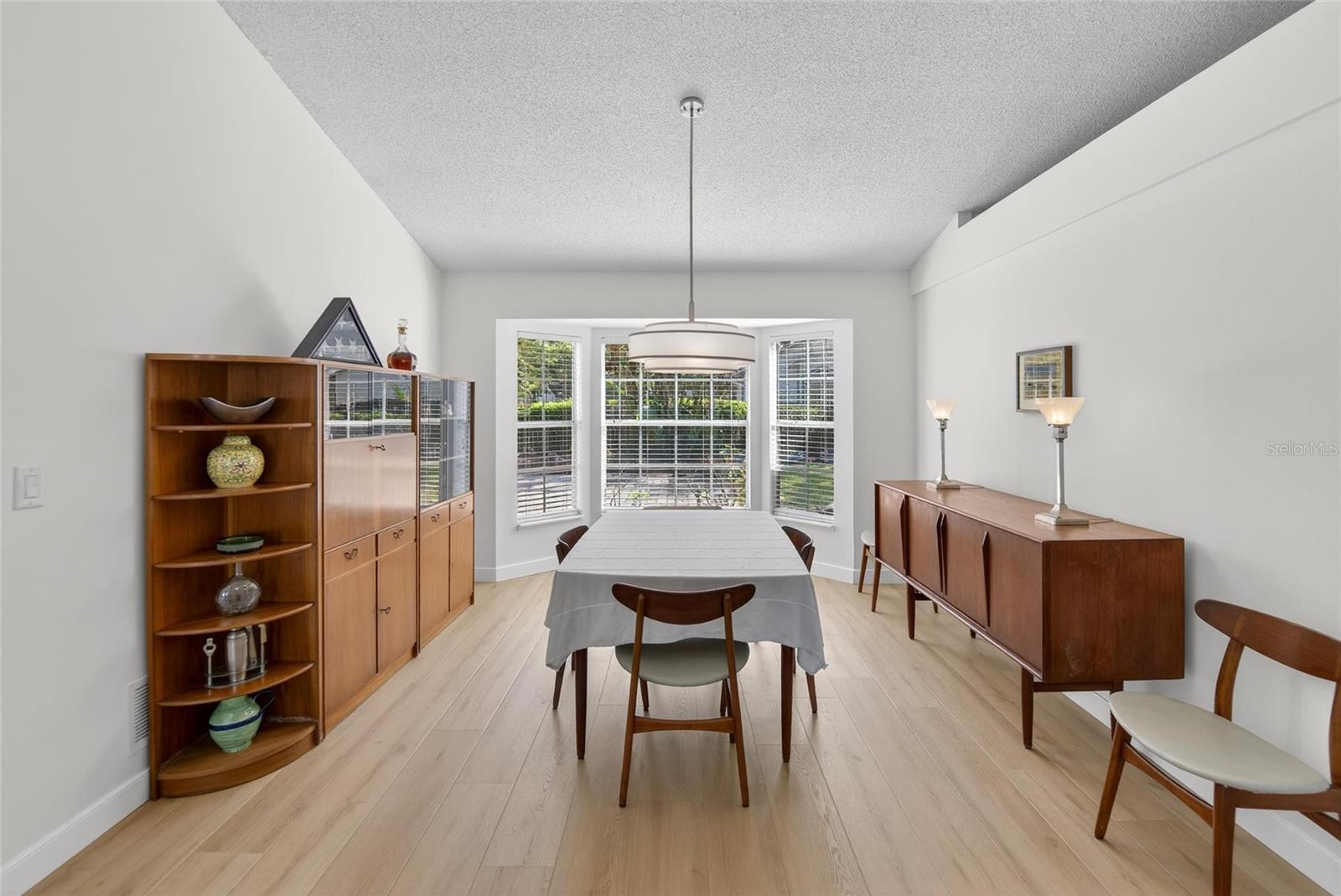 WALDEN LAKE UNIT 33 1 PH A - Residential