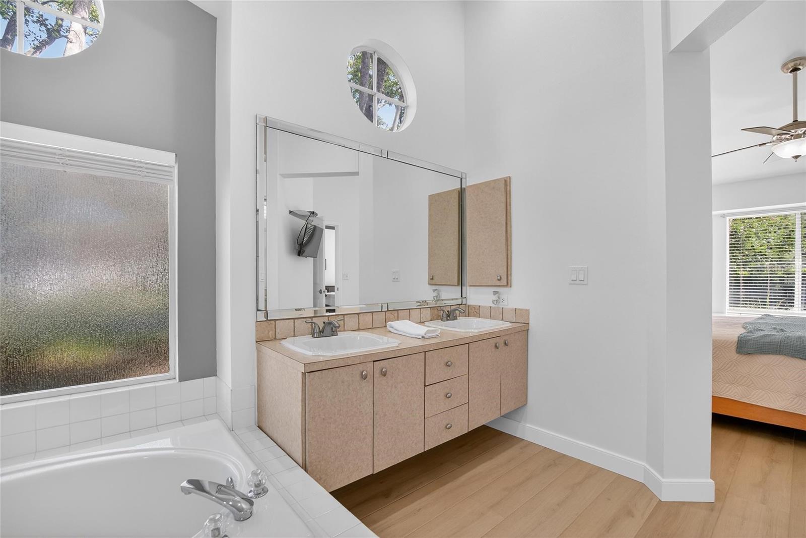 WALDEN LAKE UNIT 33 1 PH A - Residential