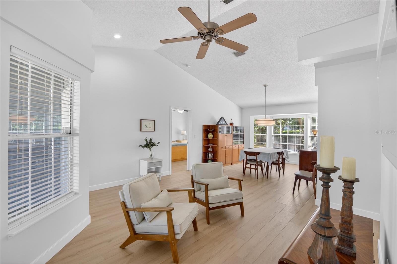 WALDEN LAKE UNIT 33 1 PH A - Residential