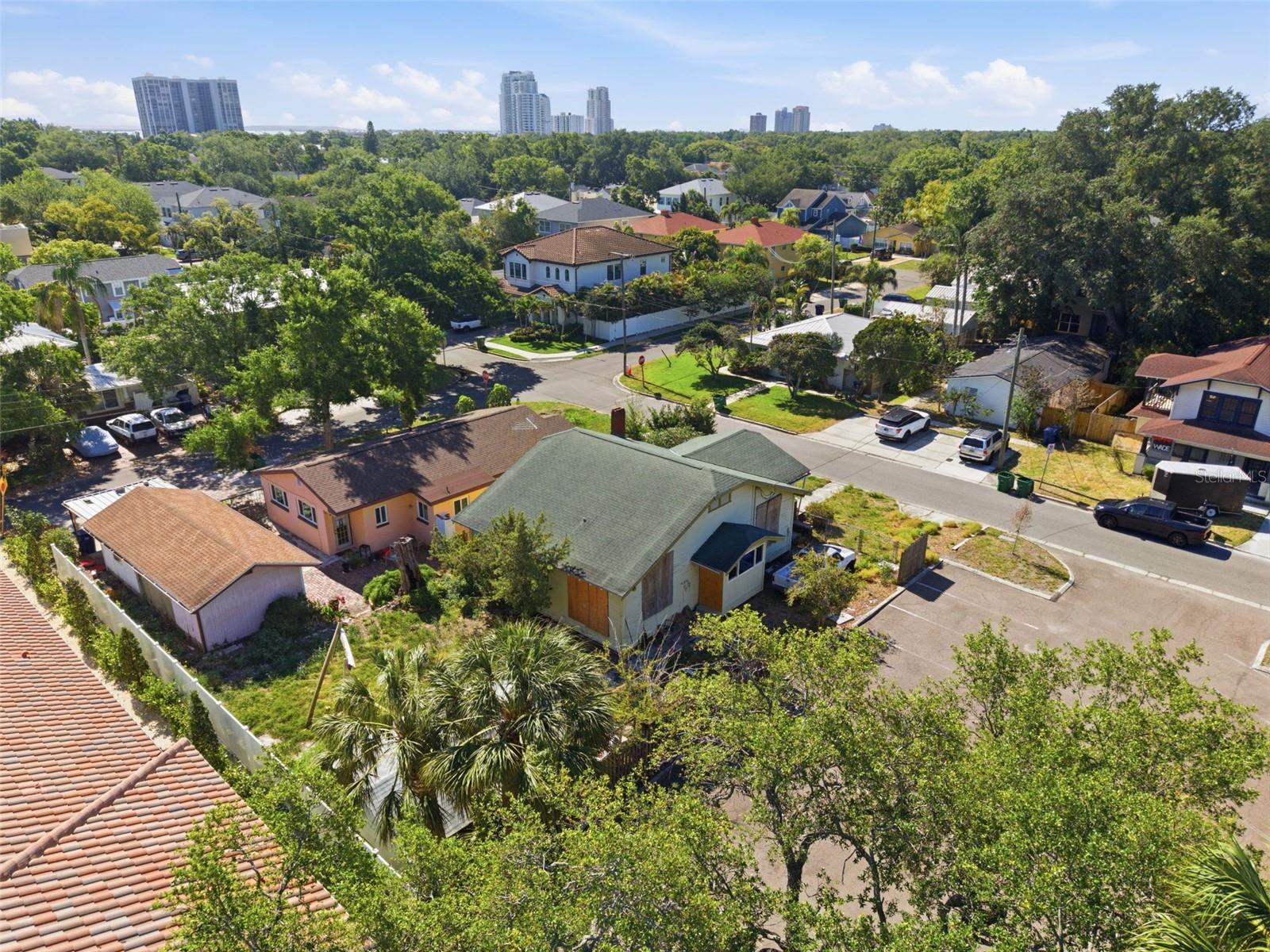 3503 SANTIAGO STREET W