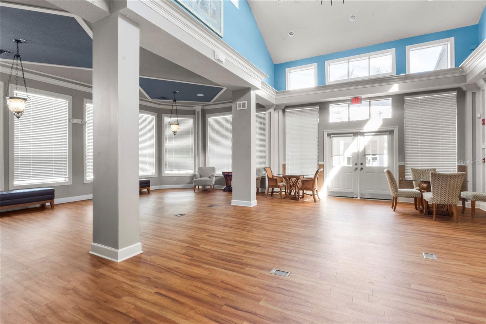 THE PALMS OF CORTEZ - Residential