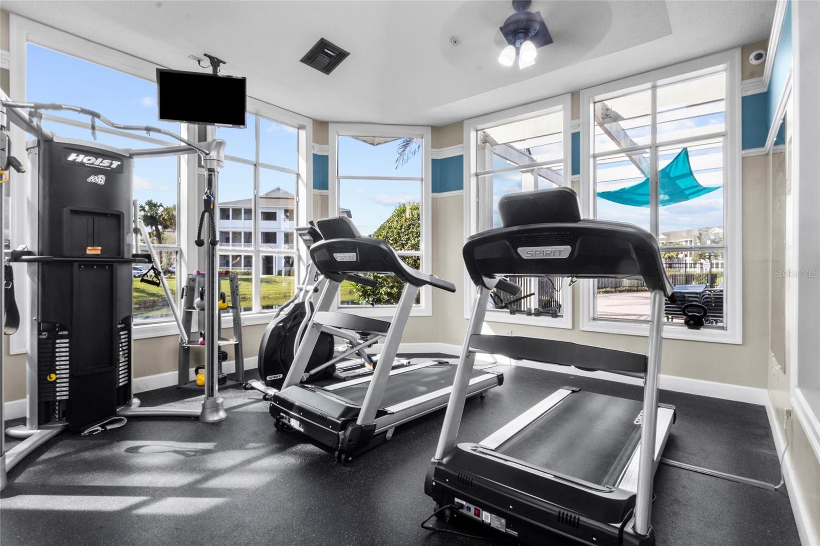 THE PALMS OF CORTEZ - Residential