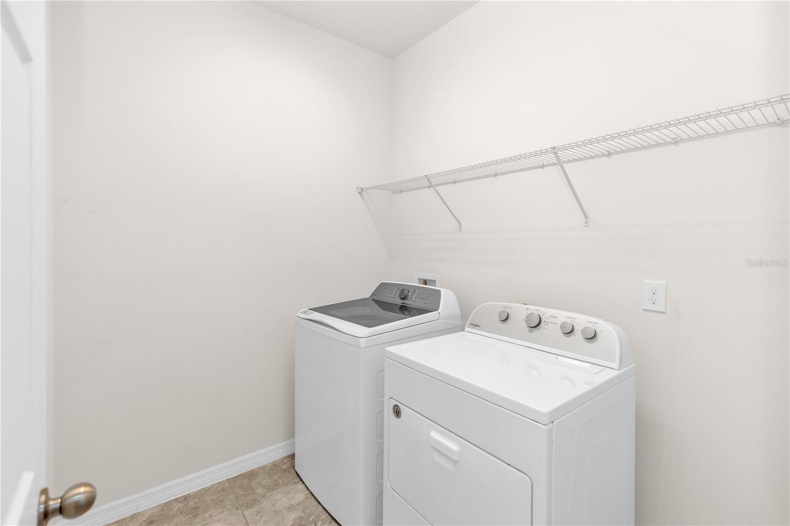 PRESERVE/CROWN POINT PH 2B - Residential