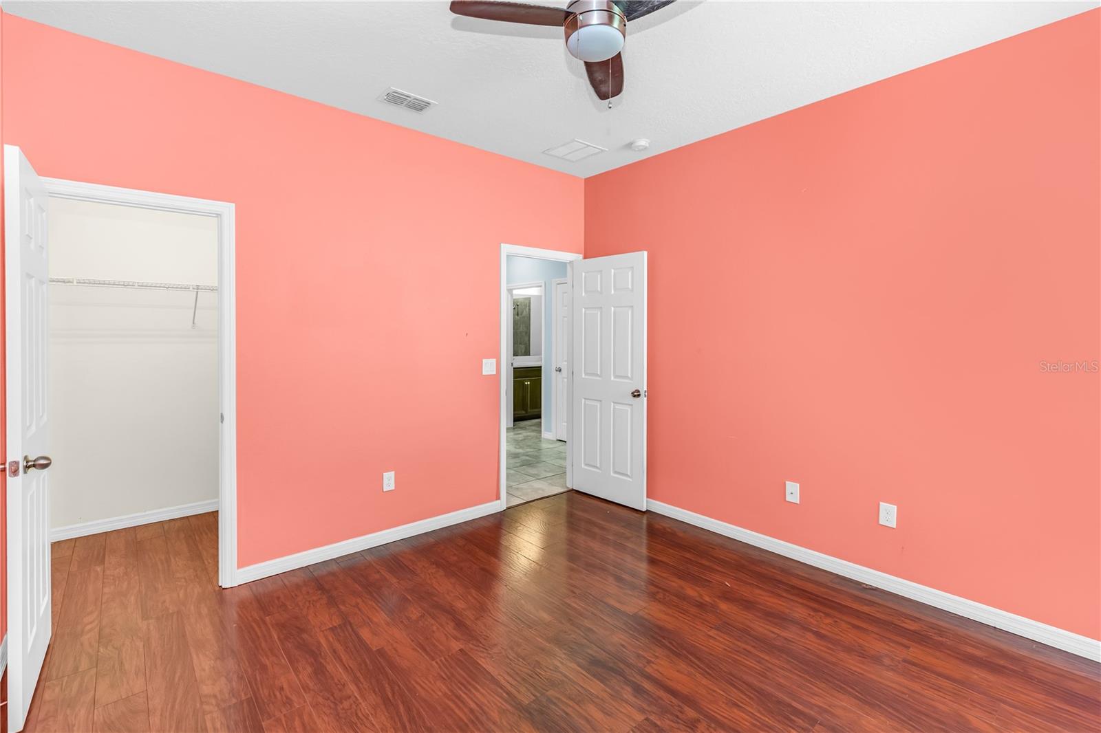 PRESERVE/CROWN POINT PH 2B - Residential