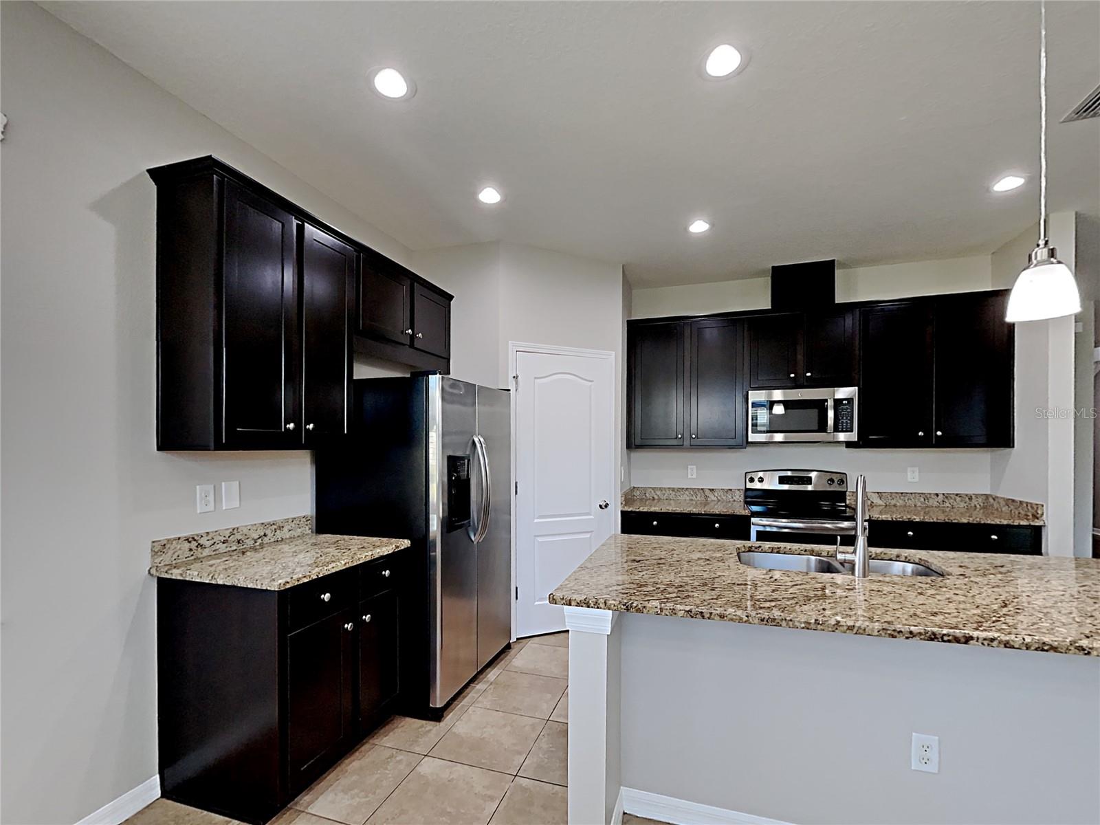 7226 LUMBER PORT DRIVE