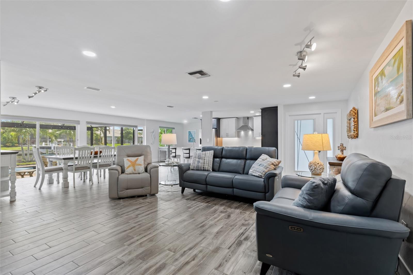 PUNTA GORDA ISLES SEC 05 - Residential