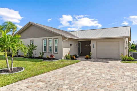 Photo of 380 Coronado Drive, Punta Gorda, FL 33950 (MLS # TB8435986) Photo of 380 Coronado Drive, Punta Gorda, FL 33950 (MLS # TB8435986)